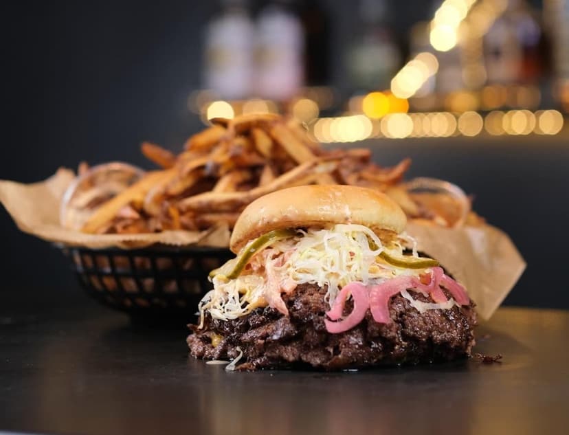 Cobra Burger location